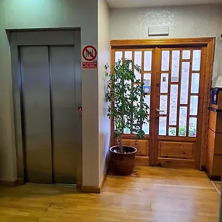 Hotel Gomar 2*