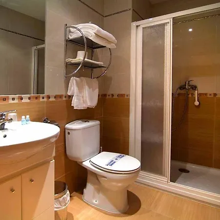 Gomar Hotel 2*